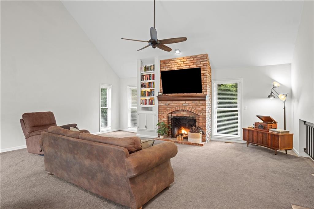 6963 N Atkins Avenue Property Photo 2