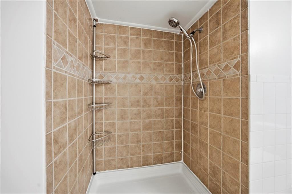 1008 S 21st Terrace Property Photo 37