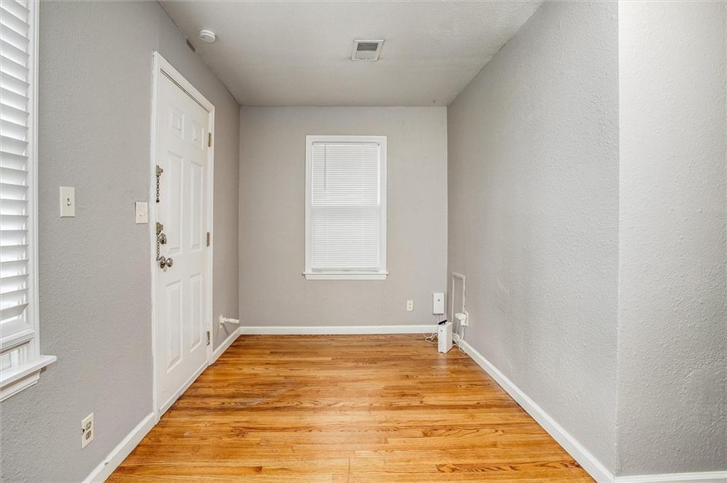 8249 Ward Parkway Property Photo 19