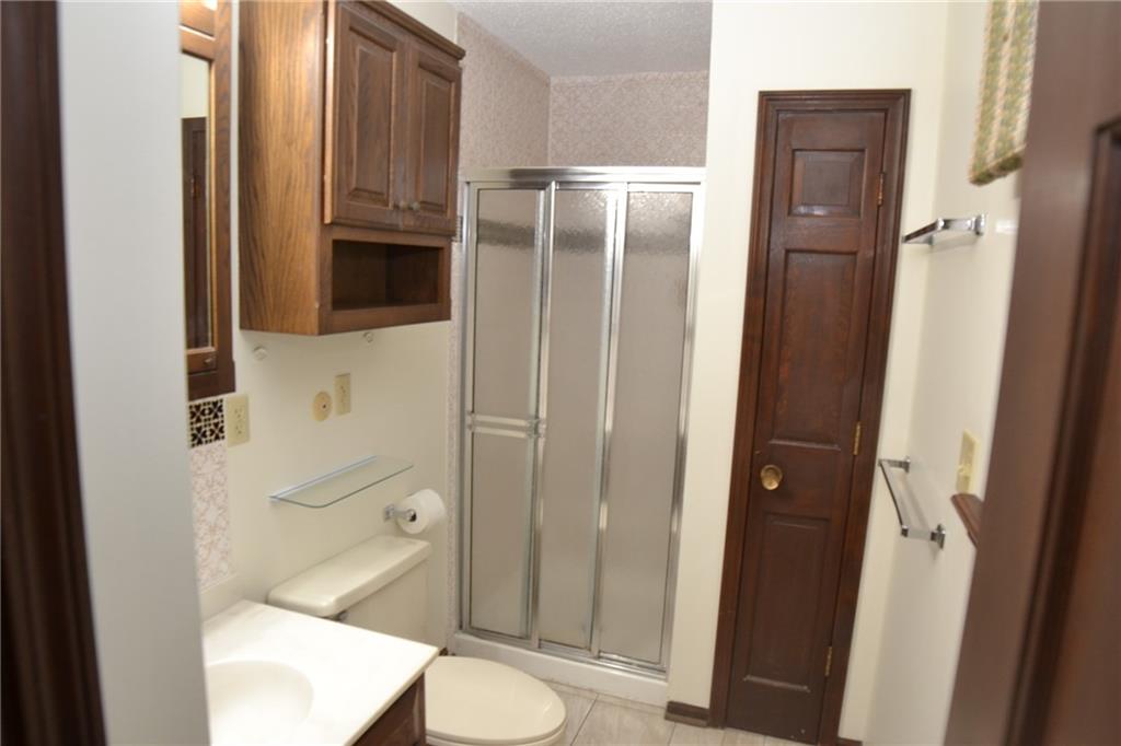 8001 N Lydia Avenue Property Photo 18