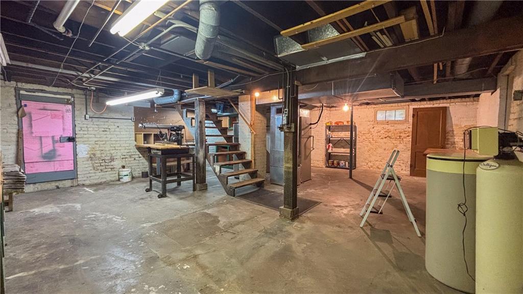 2419 S 17th Street Property Photo 25
