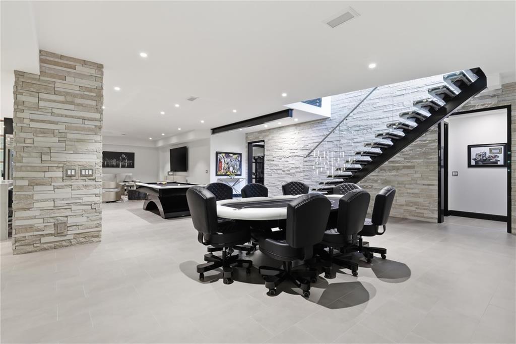 17010 Wallace Way Property Photo 32