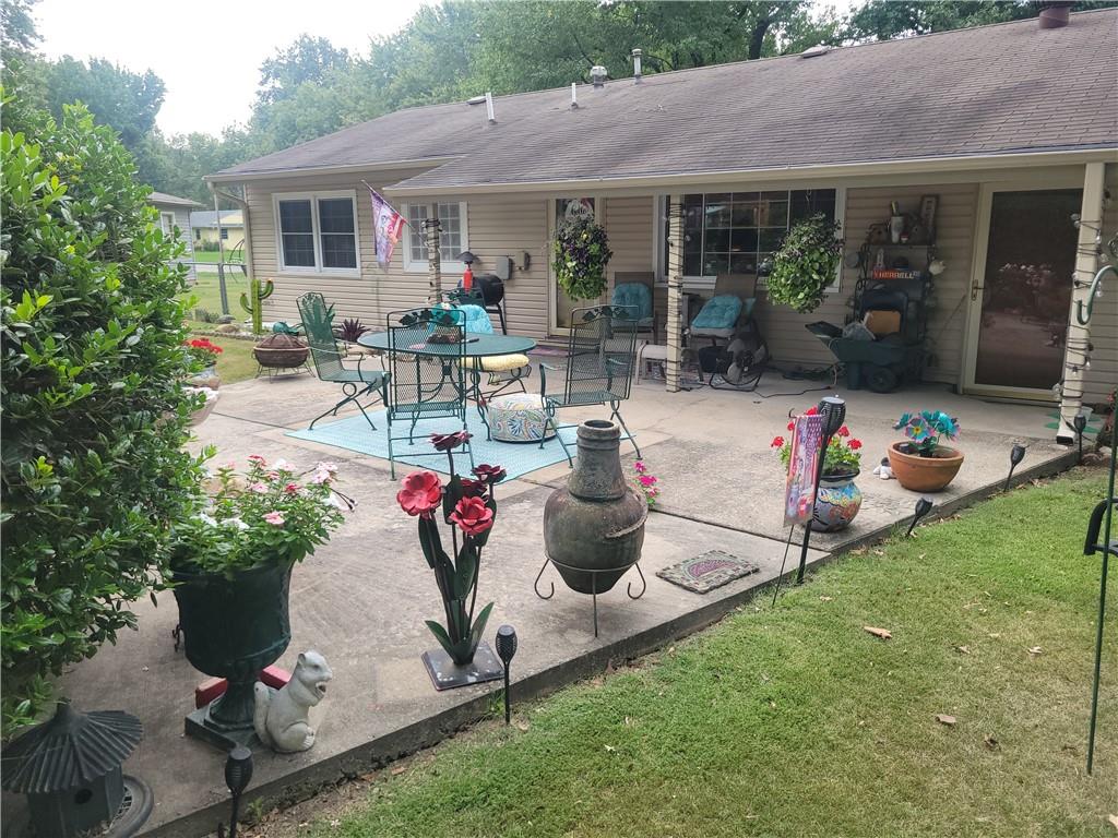 203 Fireside Drive Property Photo 3