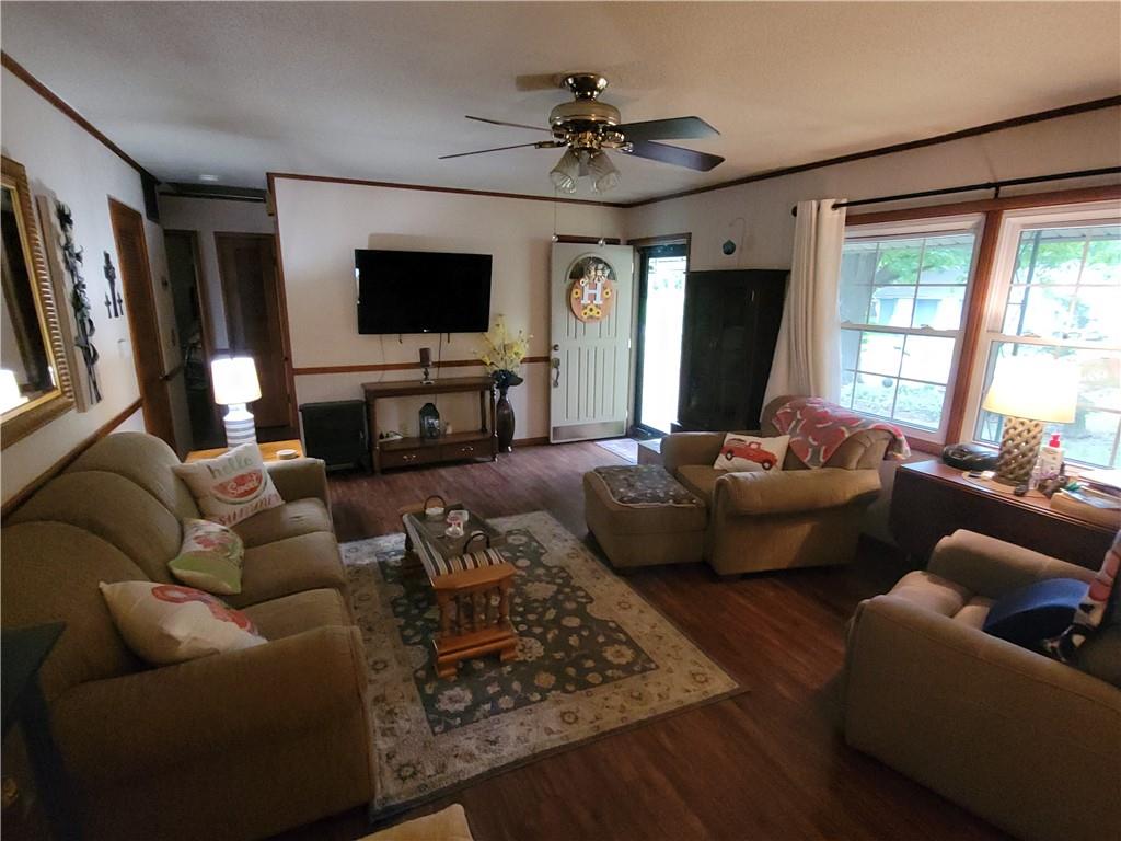 203 Fireside Drive Property Photo 4