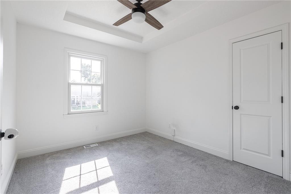 520 Ne Bristol Drive Property Photo 19