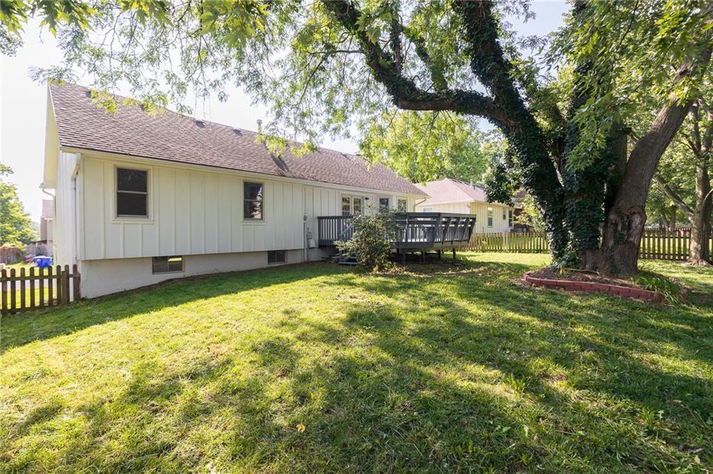 520 Ne Bristol Drive Property Photo 29