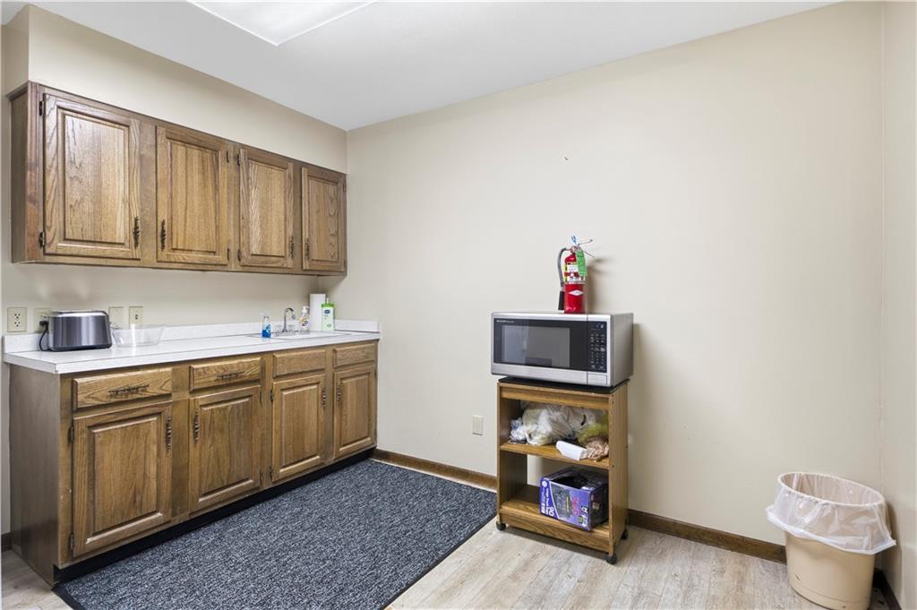 605 W Saint John Street Property Photo 19