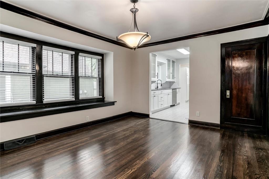 4206 Bell Street Property Photo 5