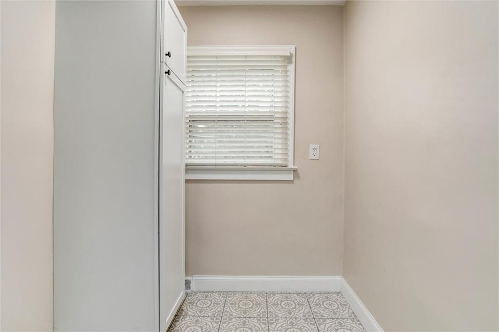 4206 Bell Street Property Photo 10