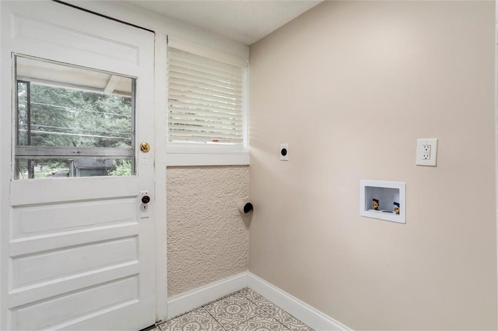 4206 Bell Street Property Photo 11