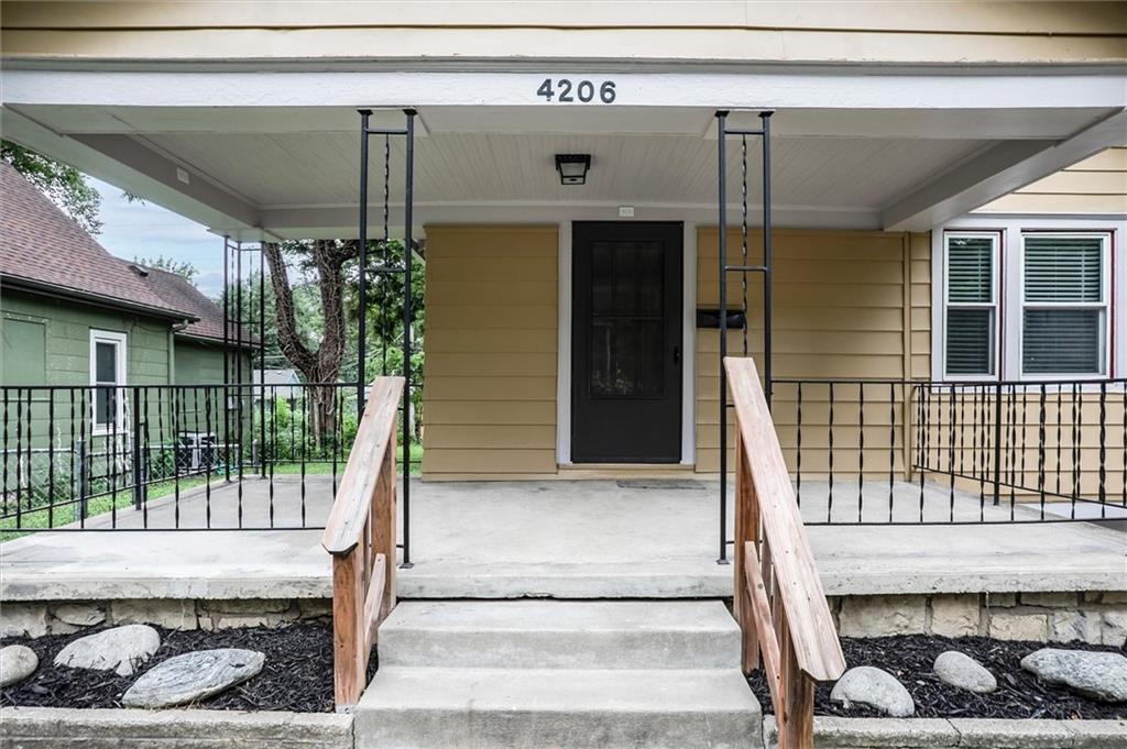 4206 Bell Street Property Photo 21