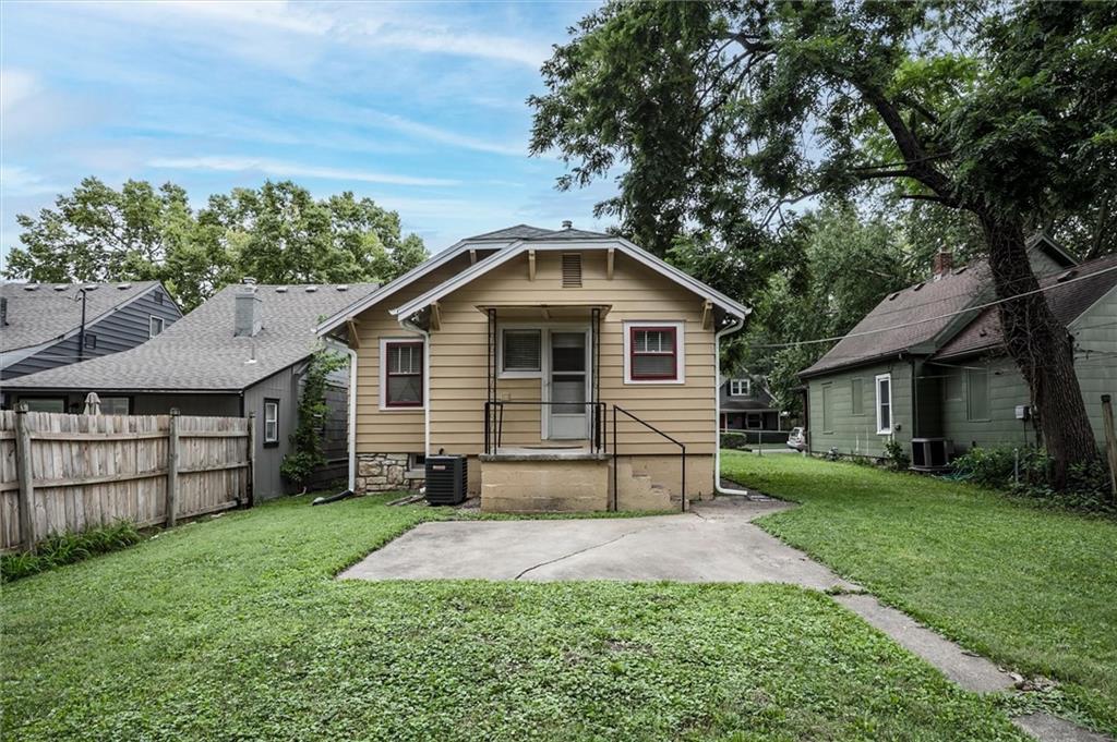 4206 Bell Street Property Photo 22