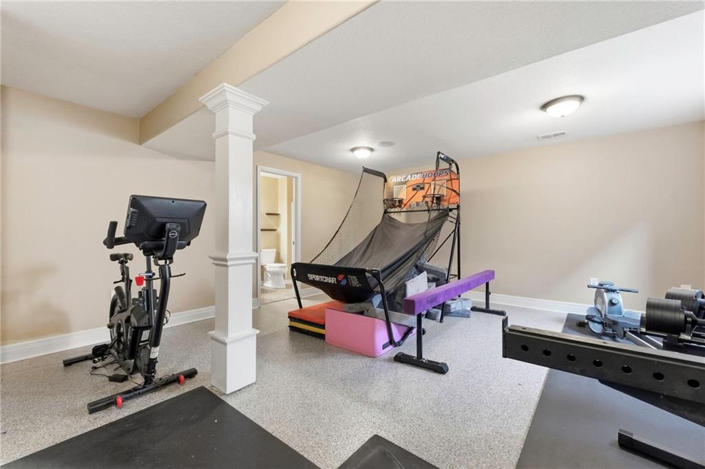 13317 Davis Avenue Property Photo 33