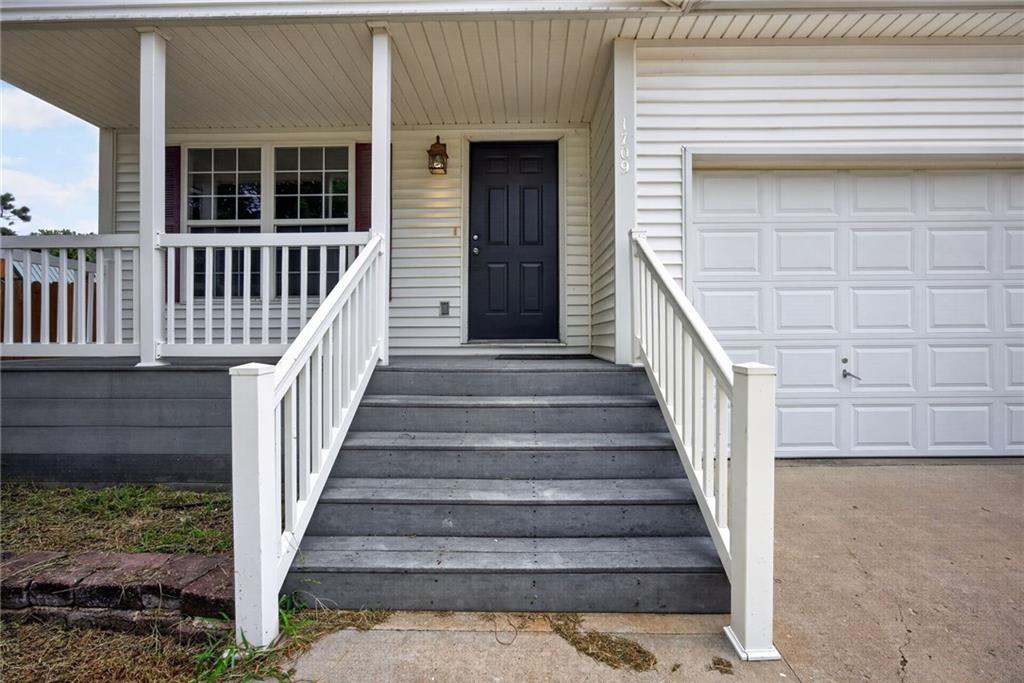 1709 Chadwick Cove Property Photo 6