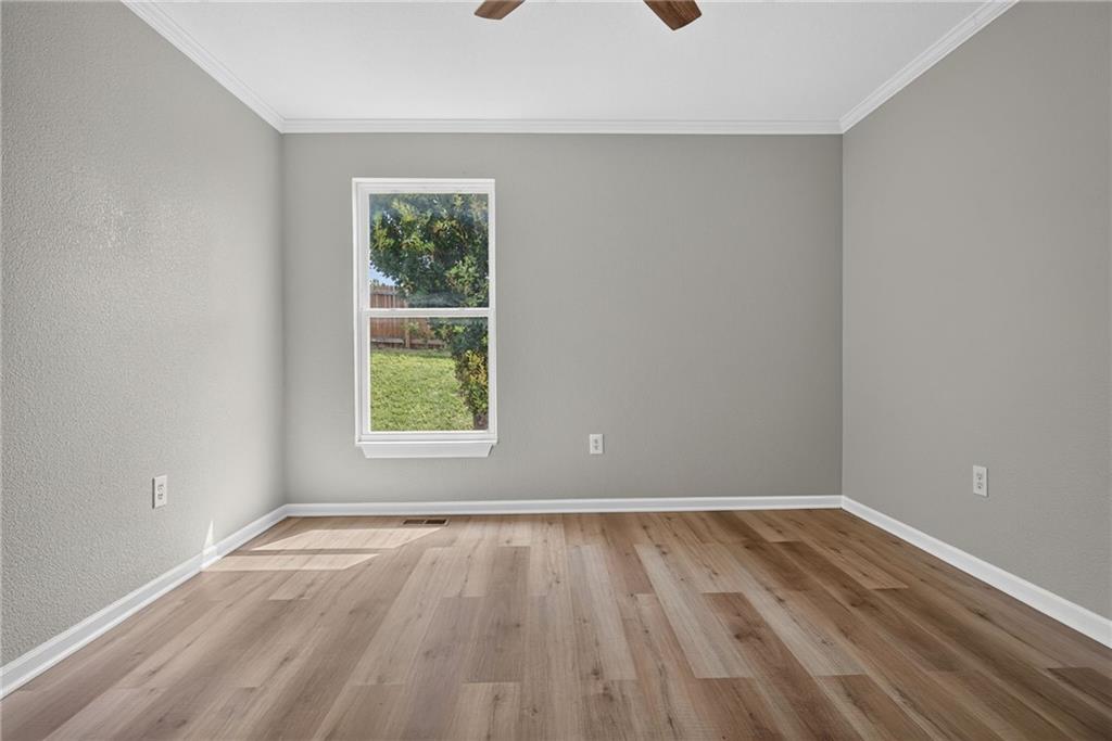 1709 Chadwick Cove Property Photo 25