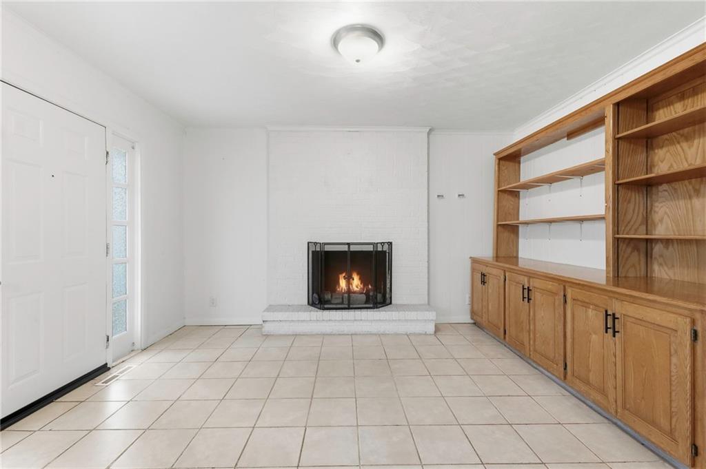 10936 Myrtle Avenue Property Photo 10