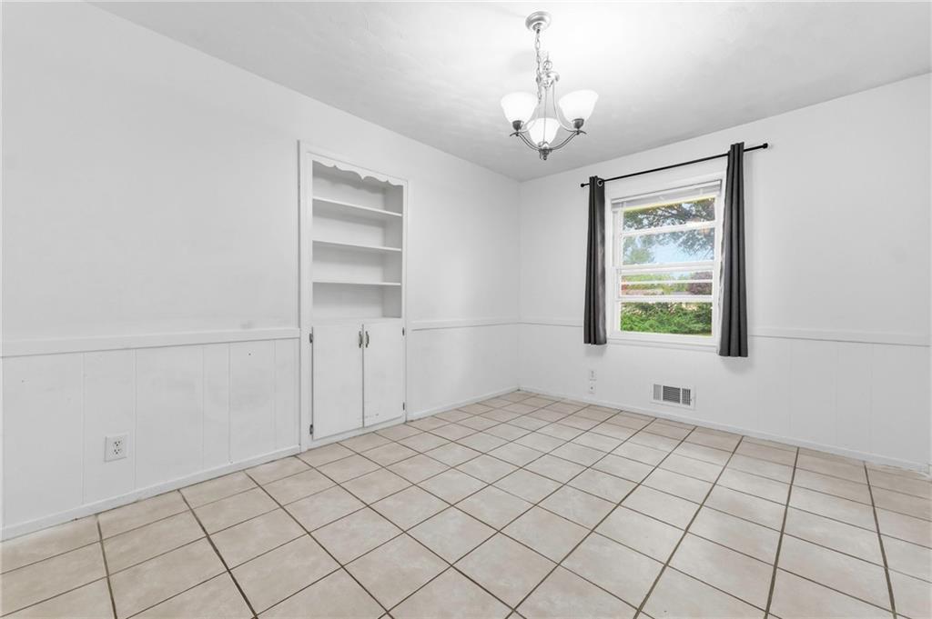 10936 Myrtle Avenue Property Photo 16