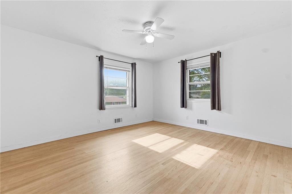 10936 Myrtle Avenue Property Photo 25
