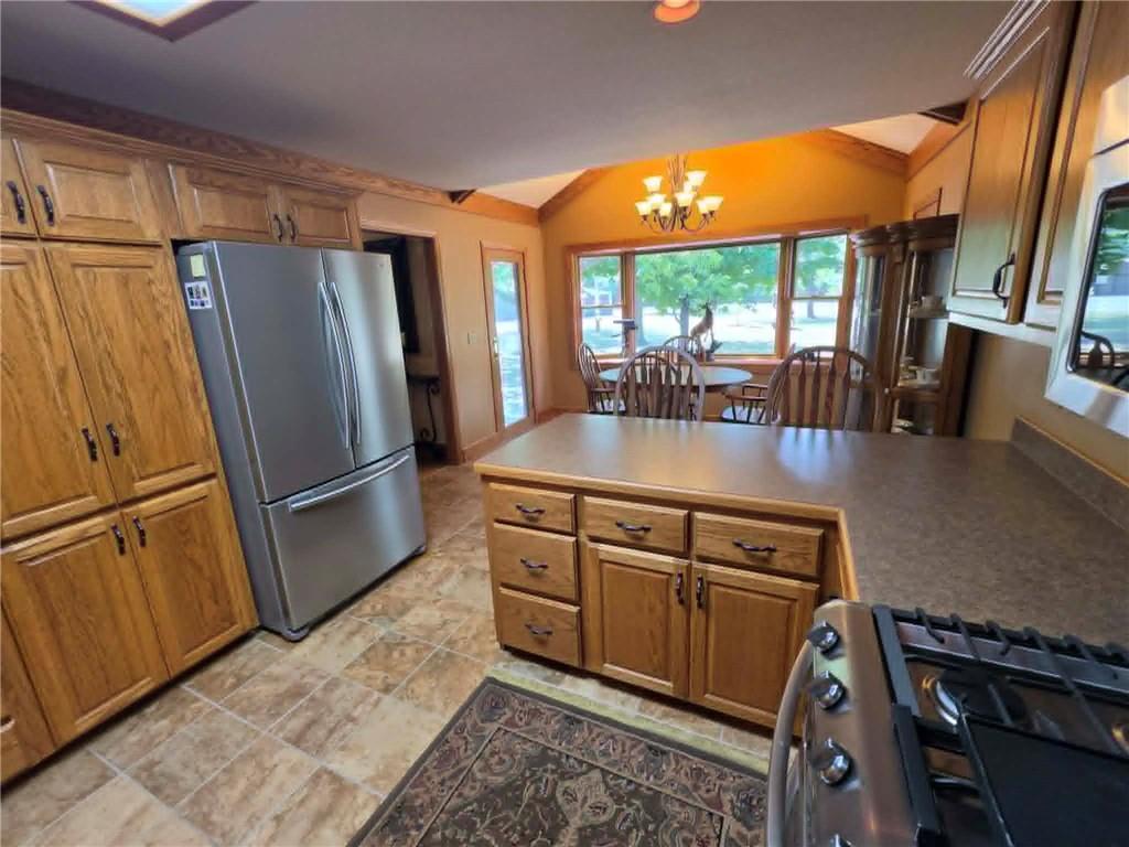 1072 E 610th Avenue Property Photo 25