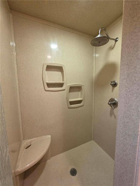 1072 E 610th Avenue Property Photo 34