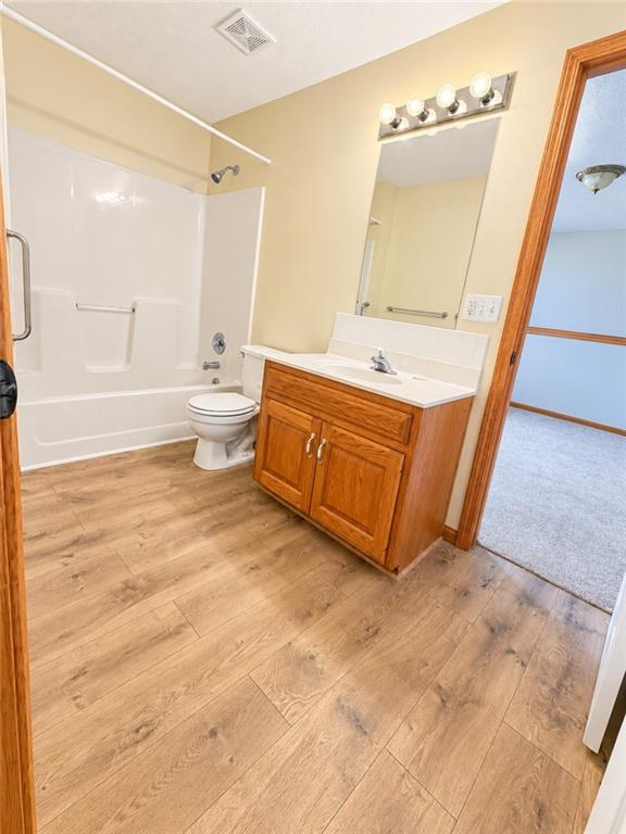 809 Sw Graystone Drive Property Photo 17