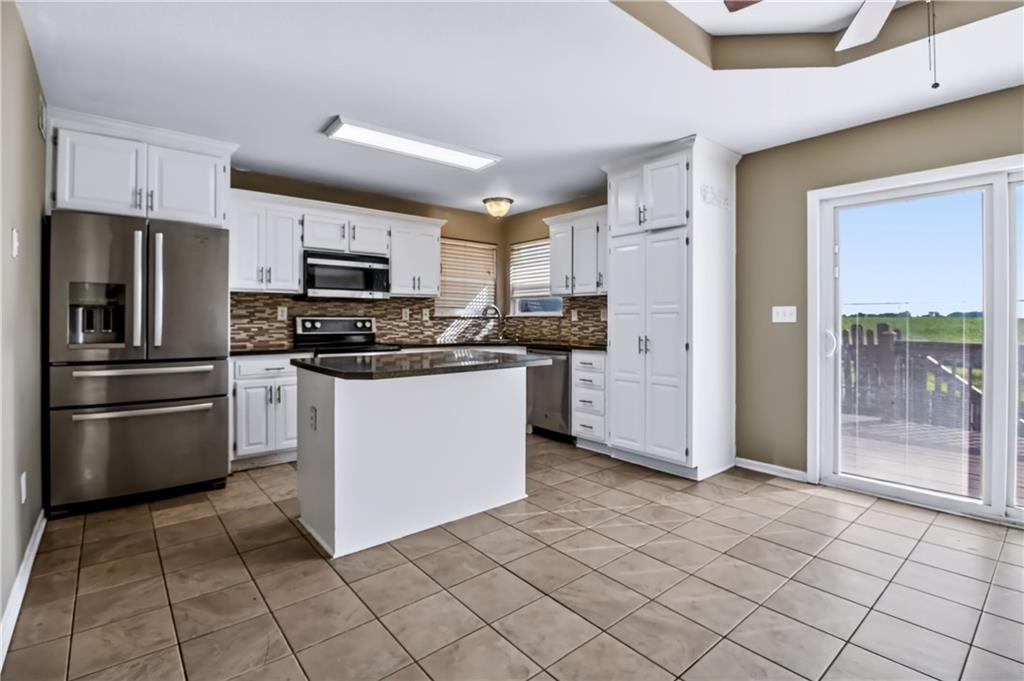 1309 Cloverleaf Court Property Photo 8