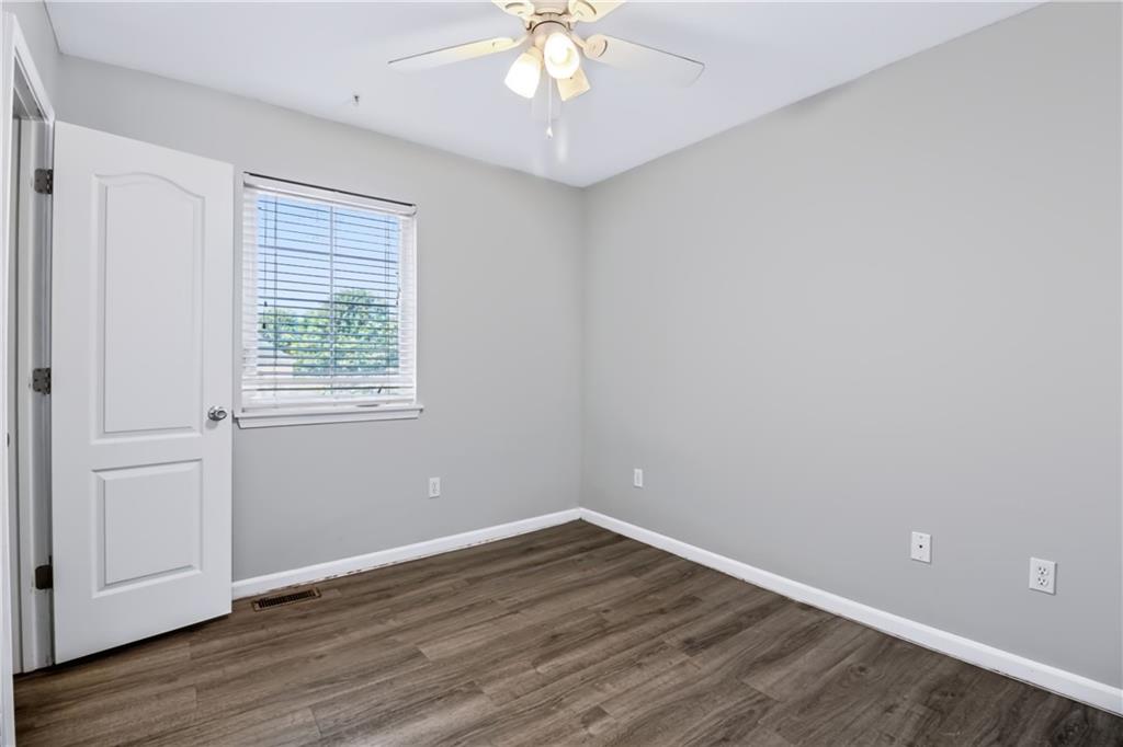 1309 Cloverleaf Court Property Photo 17