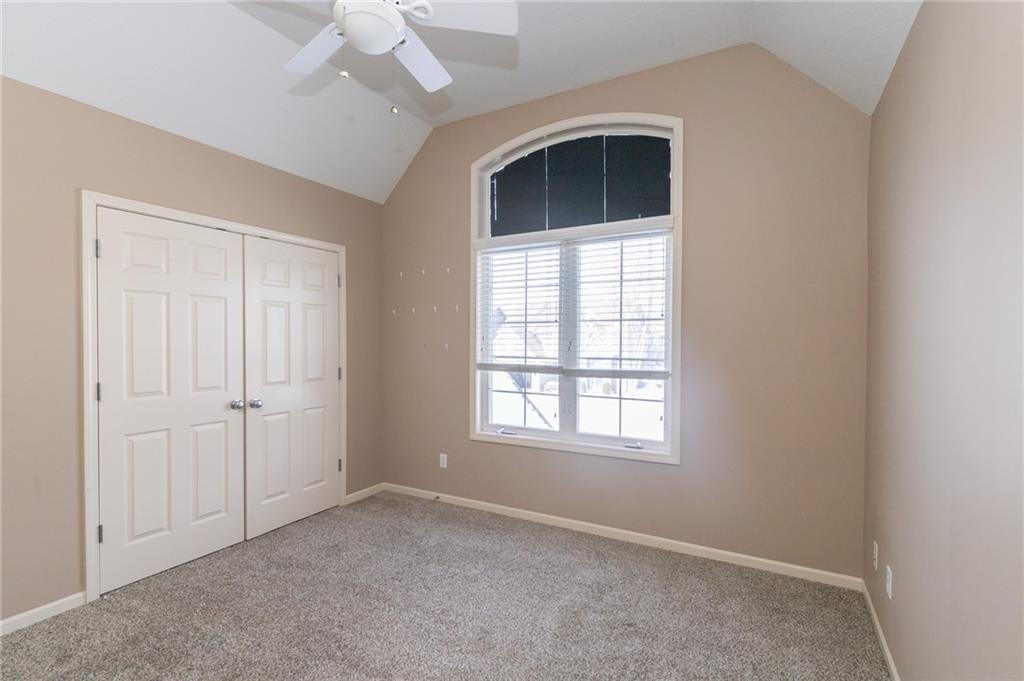 5701 Ne Hidden Meadow Drive Property Photo 10