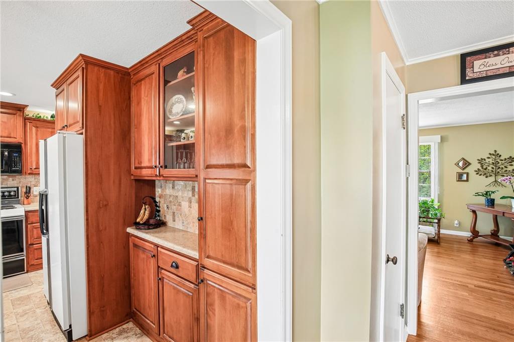 501 Eastwood Road Property Photo 12