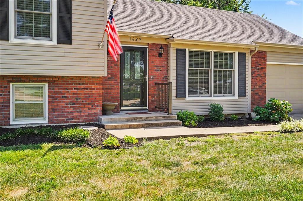 1625 S Orchard Drive Property Photo 4