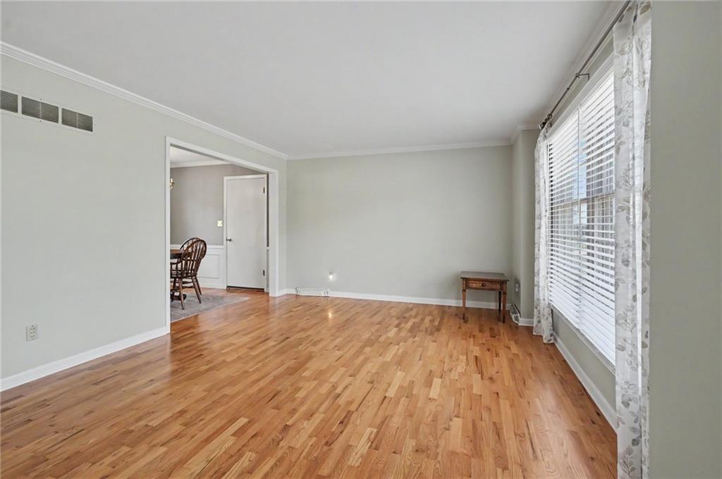 1625 S Orchard Drive Property Photo 6