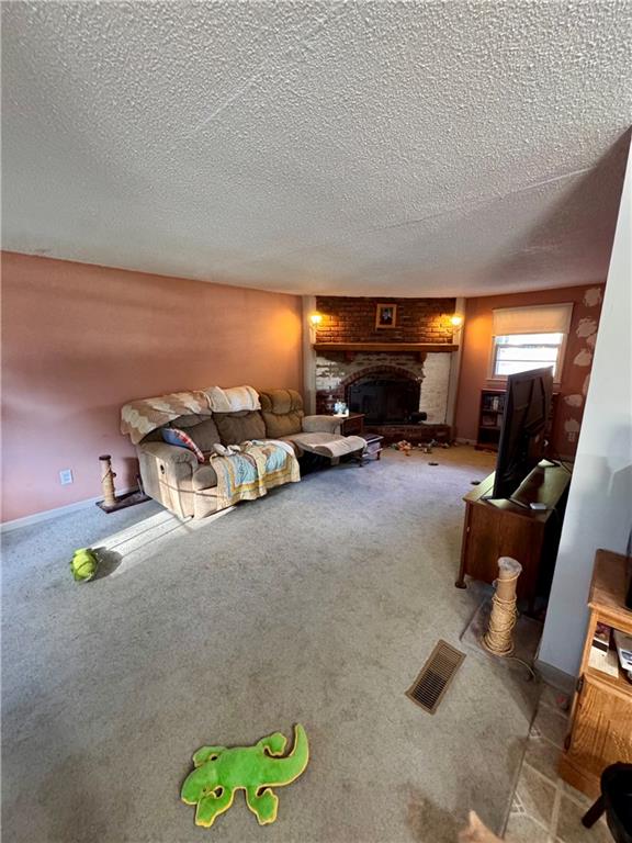 406 Baldwin Street Property Photo 7