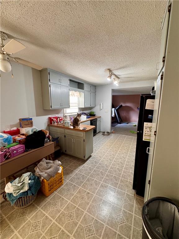 406 Baldwin Street Property Photo 9