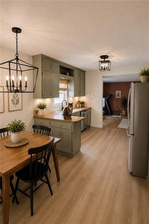 406 Baldwin Street Property Photo 10
