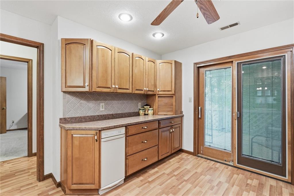 3411 Seminole Drive Property Photo 15