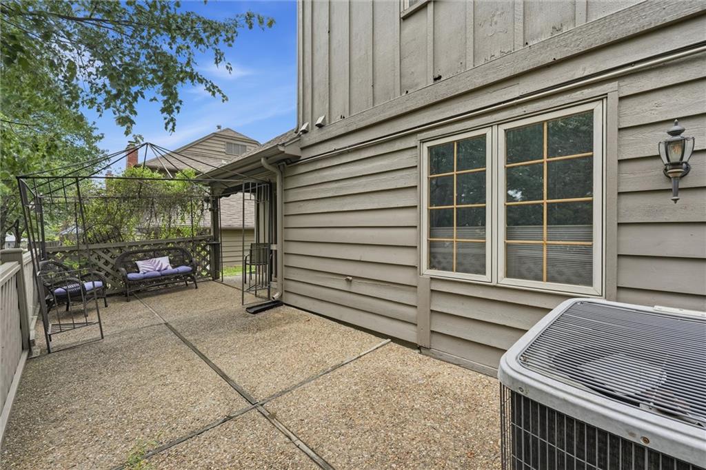 3411 Seminole Drive Property Photo 35