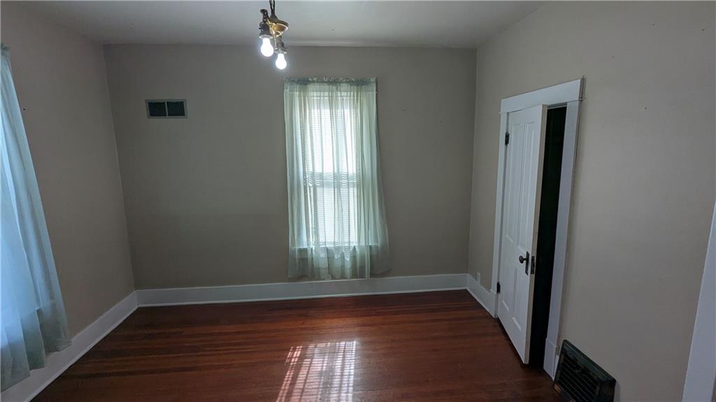 503 Kickapoo Street Property Photo 9