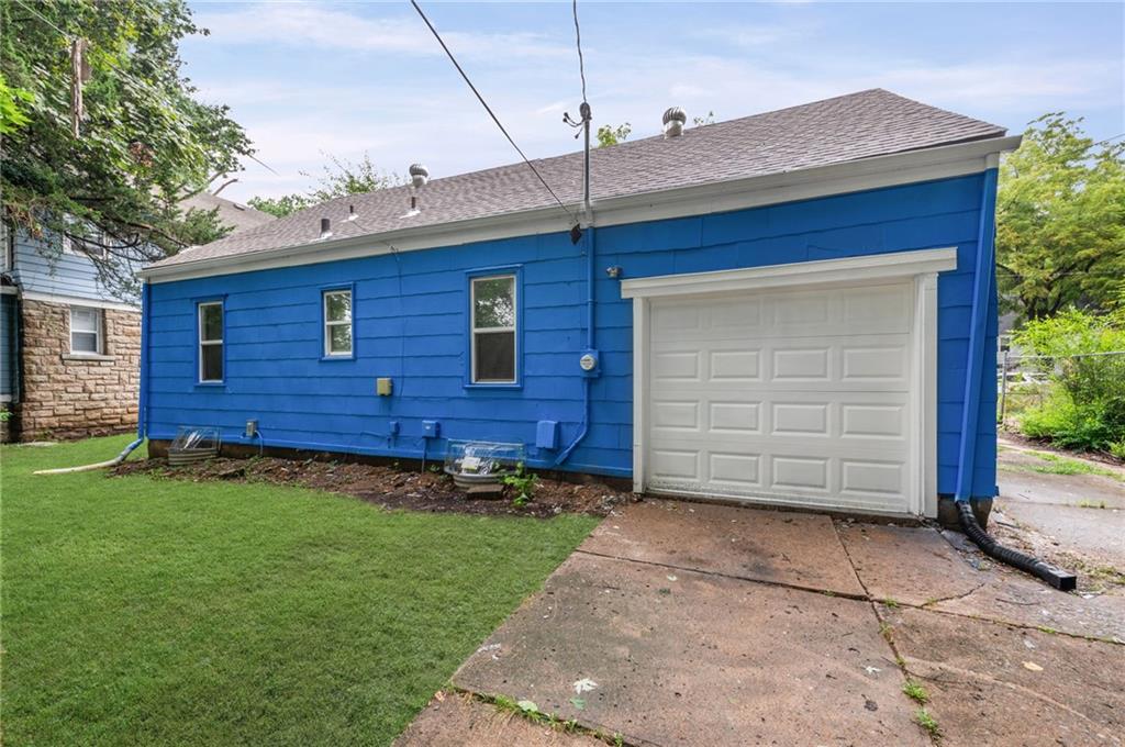 6715 Walrond Avenue Property Photo 26