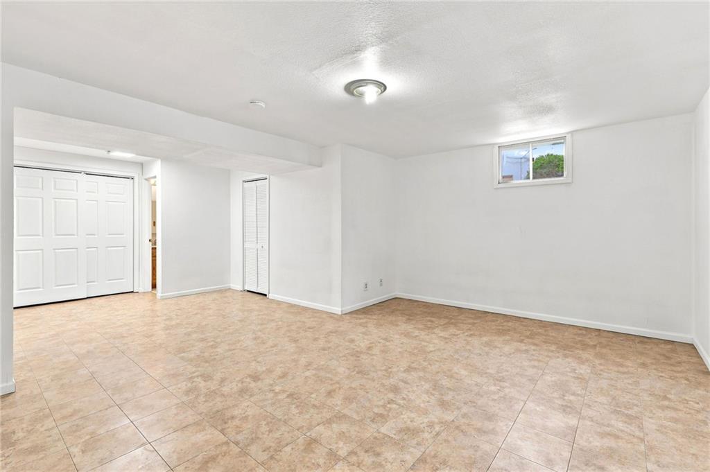 7331 N Crystal Avenue Property Photo 19