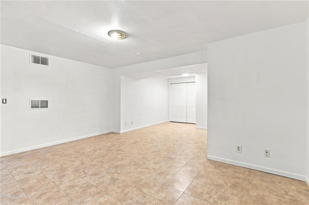 7331 N Crystal Avenue Property Photo 20