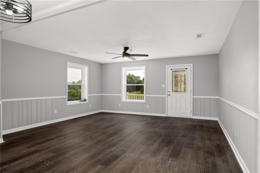 9406 Sw State Route Jj N/a Property Photo 6