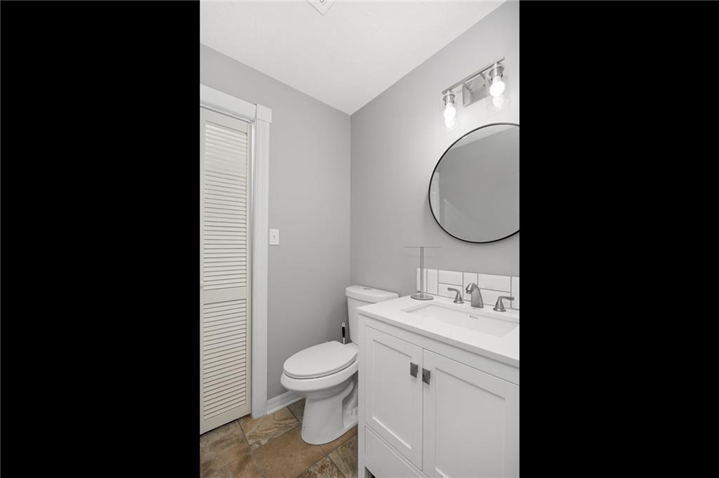 9406 Sw State Route Jj N/a Property Photo 23