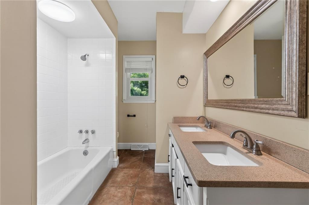 5524 Nw Raintree Drive Property Photo 25