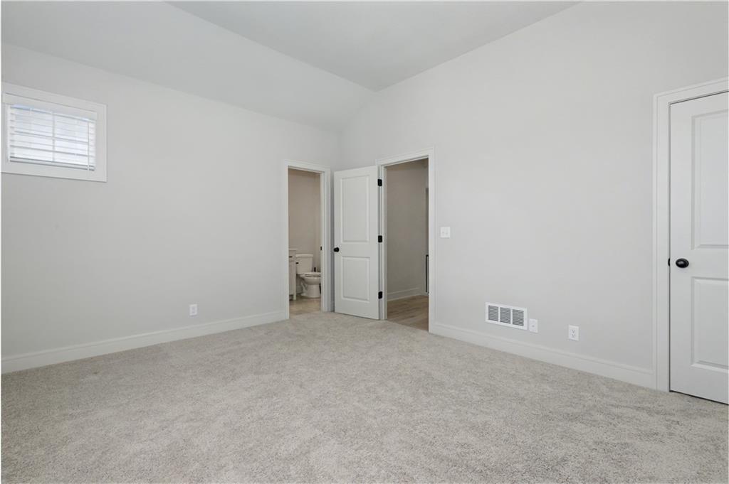 22041 W 99th Terrace Property Photo 37