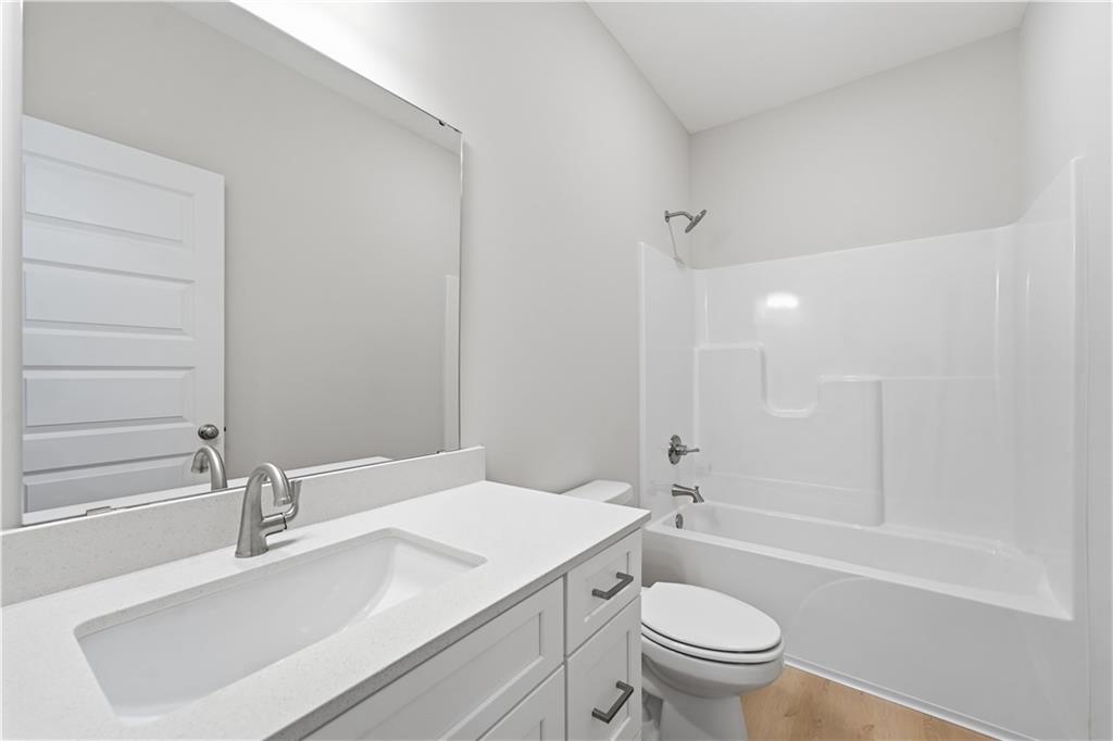 1217 Se Windbreak Street Property Photo 4