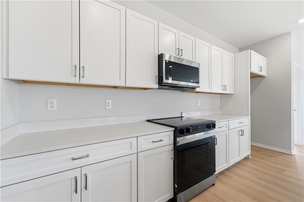 1217 Se Windbreak Street Property Photo 6