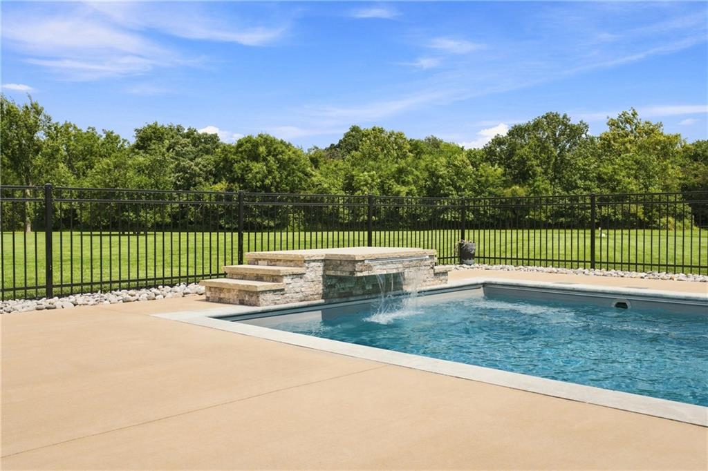 21431 Deer Ridge Drive Property Photo 46