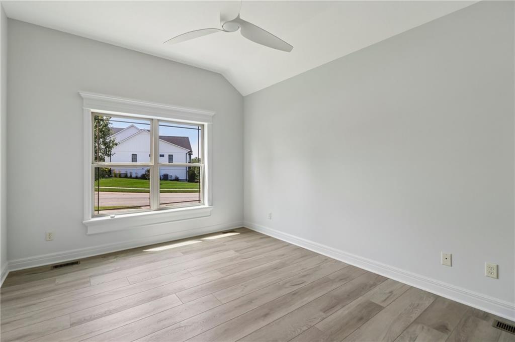 4215 Greystone Drive Property Photo 19
