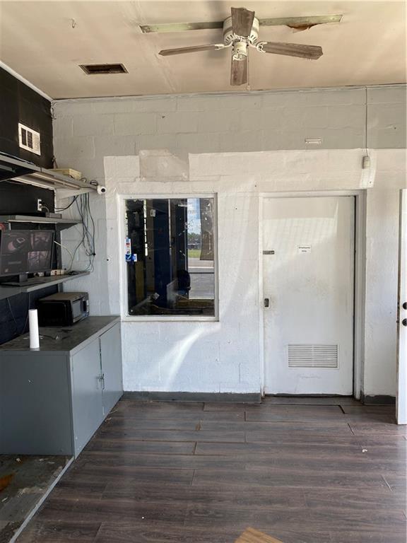 6140 Blue Ridge Boulevard Property Photo 10