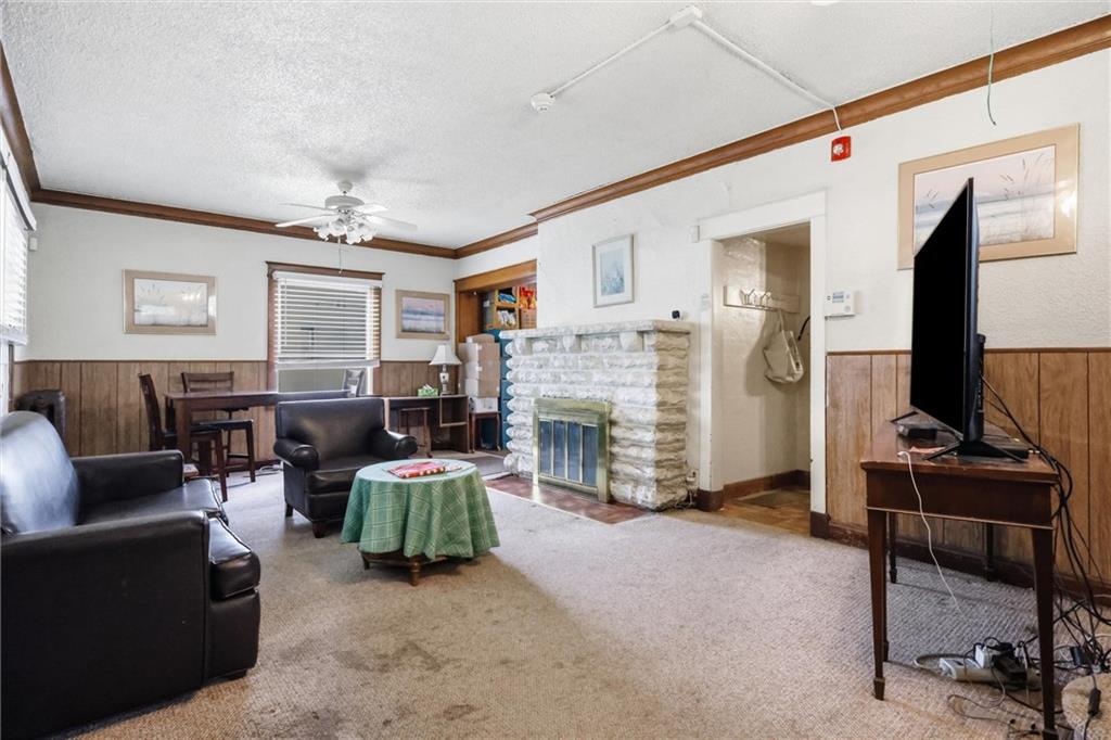 3744 Benton Boulevard Property Photo 7